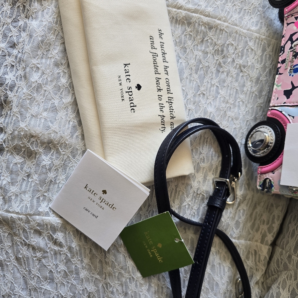 Kate Spade New York CALIFORNIA DREAMING SURF VAN Crossbody Bag - Picture 4 of 8